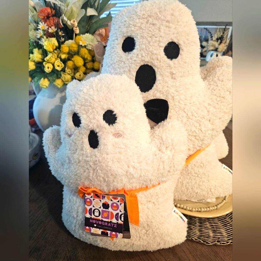 Novogratz Halloween Set of 3 Family Ghost Pillows